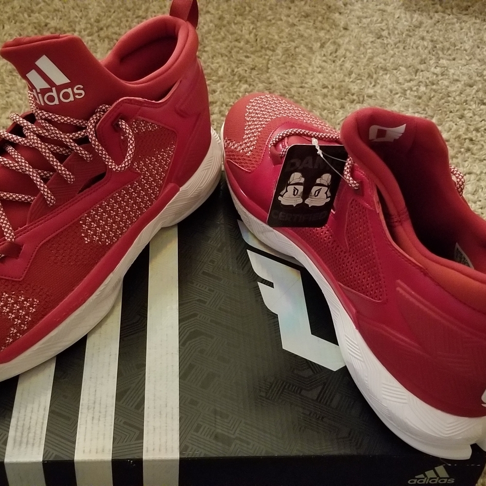 Adidas Damian Lillard 2 PK NCAA SIZE 16